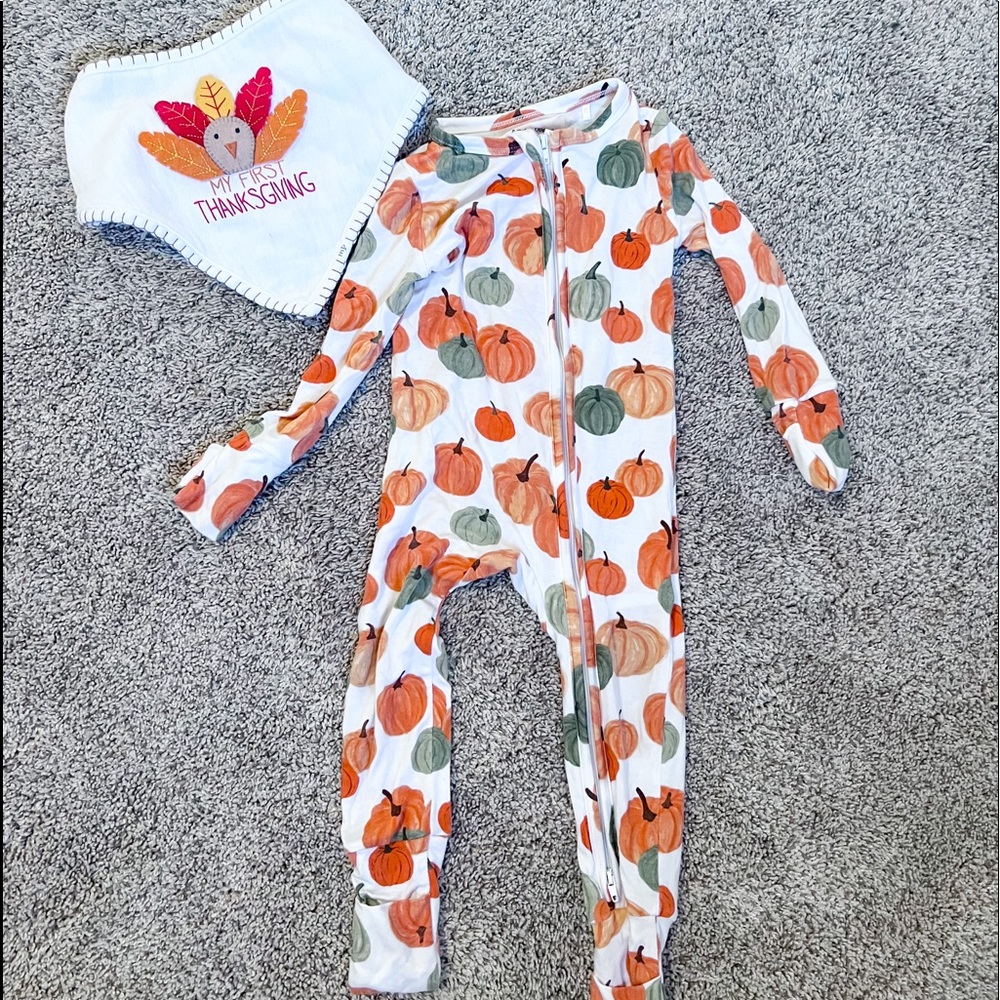 My First Thanskgiving onesie and bib